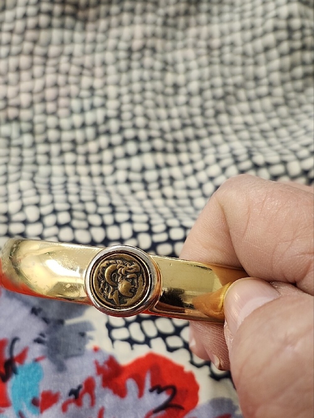 Vintage MMA Metropolitan Museum Art  the Great Gold Coin Bangle Bracelet Pristin - Picture 6 of 6